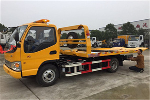 正蓝旗哪里有拖车服务